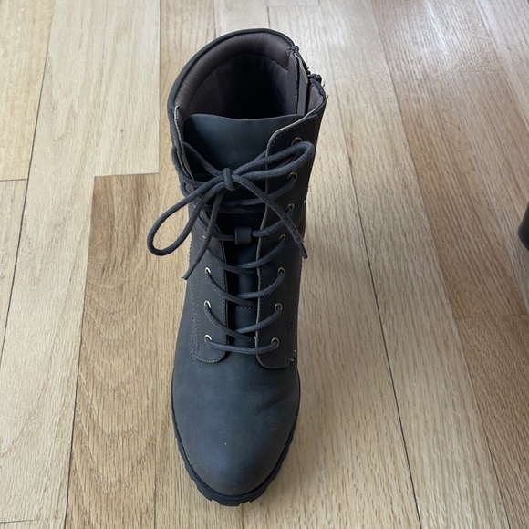 Style & Co ankle booties - Picture 2 of 10